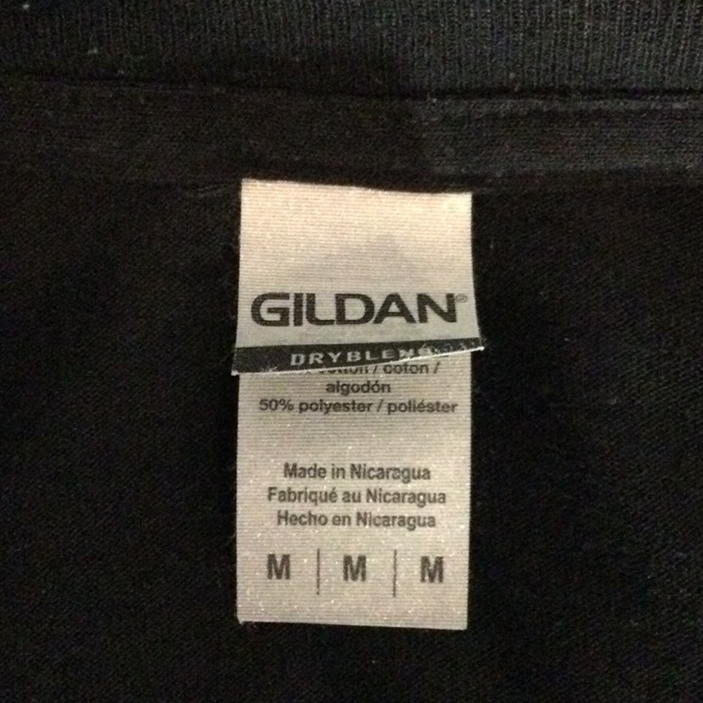 Gildan Black T-Shirt - Picture 4 of 5